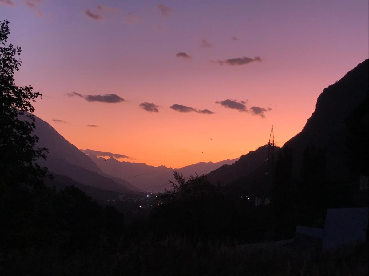 Au Coin Du Chateau Châtillon Buitenkant foto